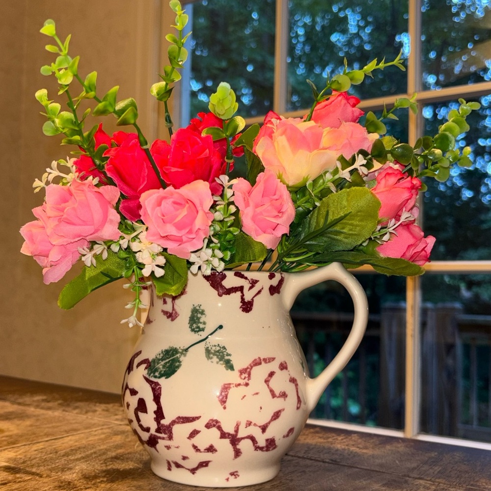 2 Bouquets of Artificial Cloth Floral Roses